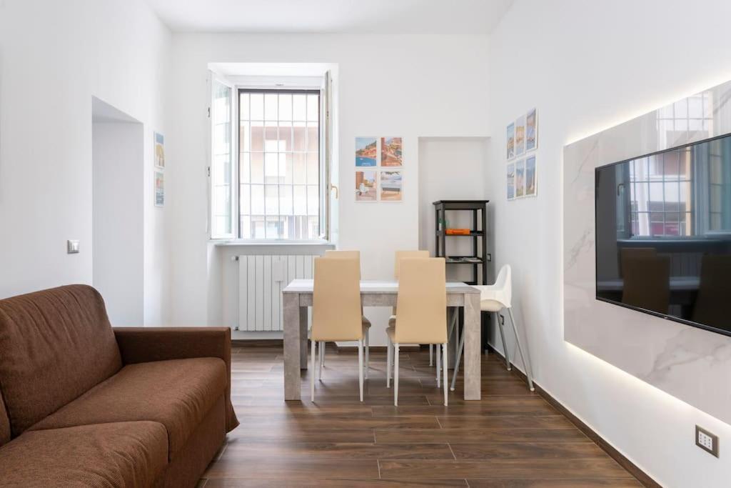 4 Gnocchi - Galbiate Apartment Bagian luar foto